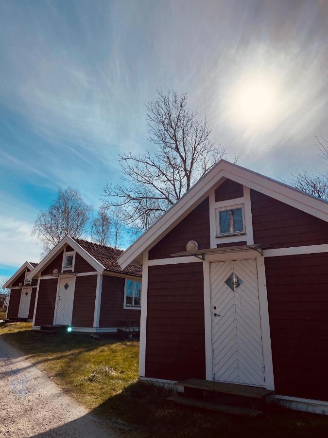 Kanalkrogen Stugor Sjötorp Exterior foto